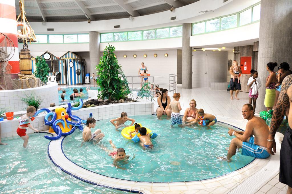 מול Oostappen Vakantiepark Zilverstrand מראה חיצוני תמונה