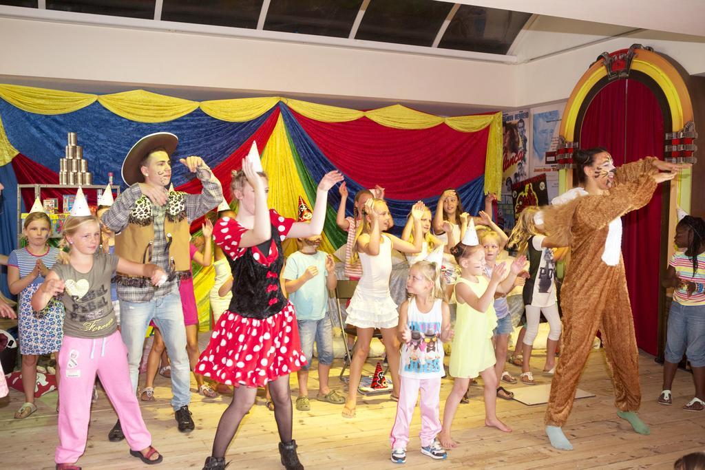 מול Oostappen Vakantiepark Zilverstrand מראה חיצוני תמונה