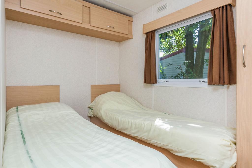 מול Oostappen Vakantiepark Zilverstrand חדר תמונה