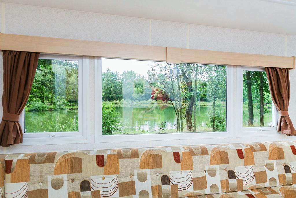 מול Oostappen Vakantiepark Zilverstrand חדר תמונה