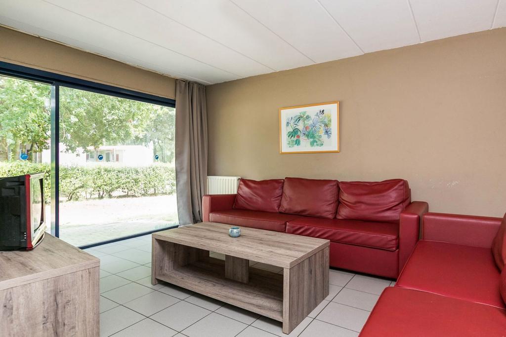 מול Oostappen Vakantiepark Zilverstrand חדר תמונה