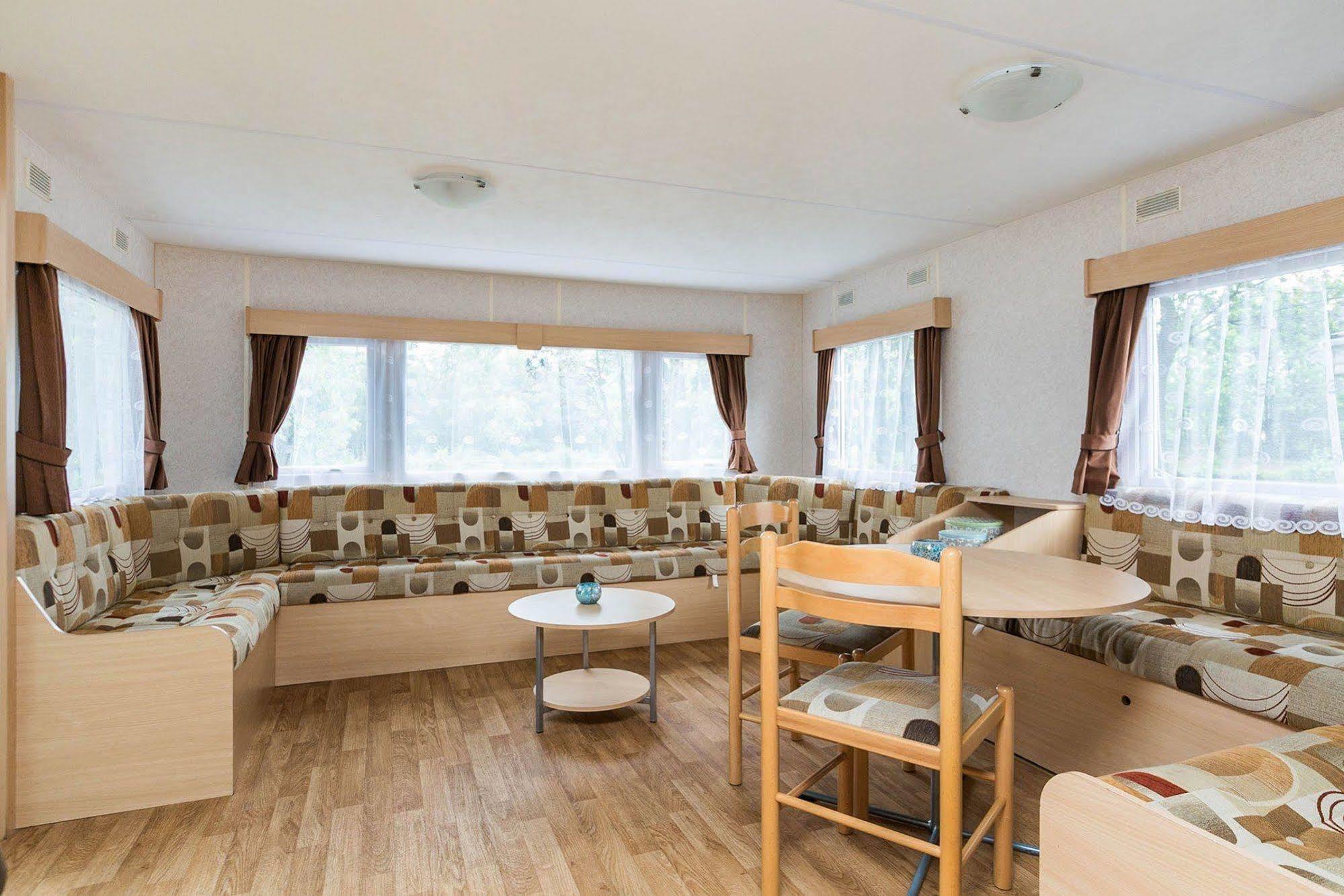מול Oostappen Vakantiepark Zilverstrand מראה חיצוני תמונה